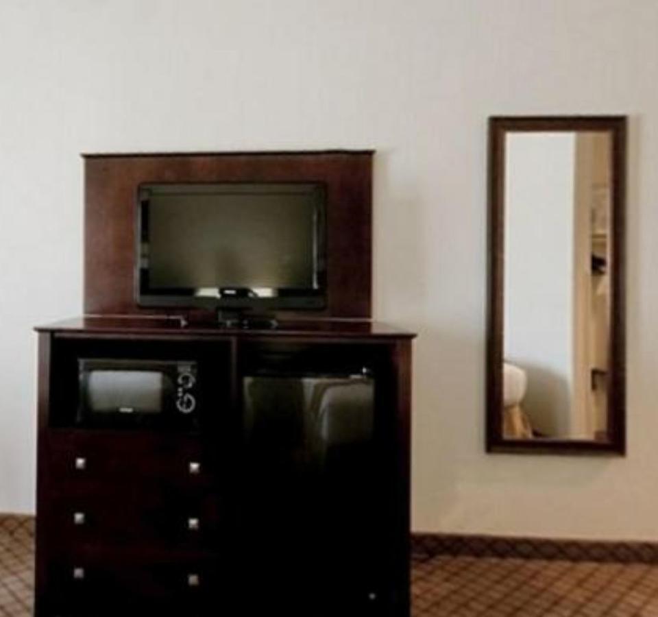 Holiday Inn Express Childress By Ihg Zewnętrze zdjęcie